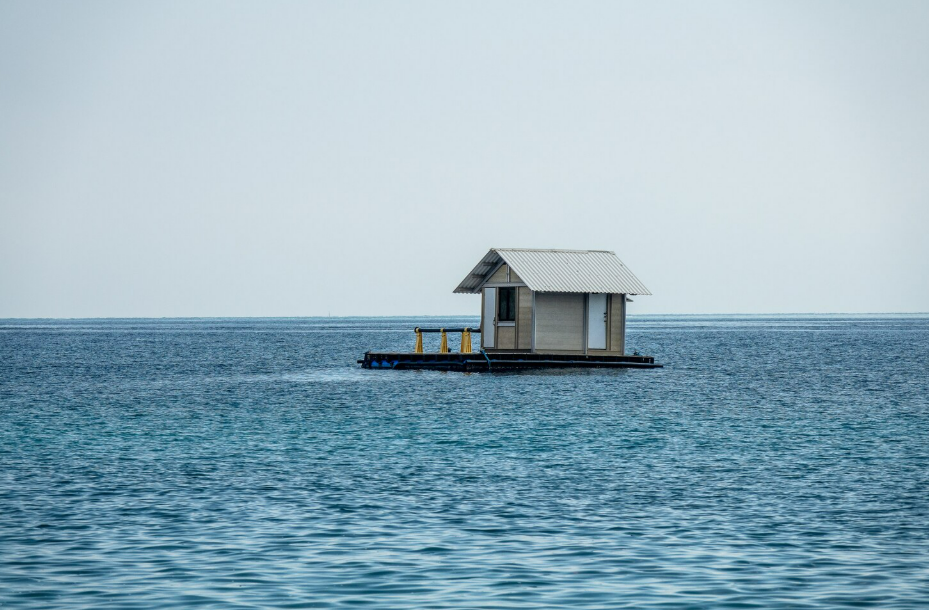Hébergement insolite escapadenaturelle - cabane flottante