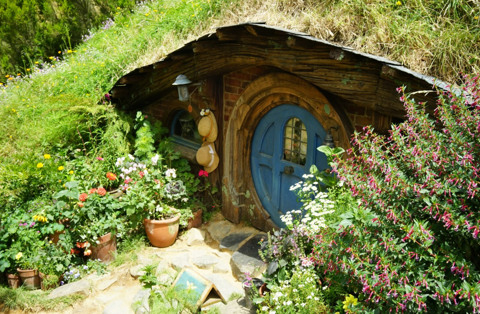 Hébergement insolite escapadenaturelle - maison troglodyte