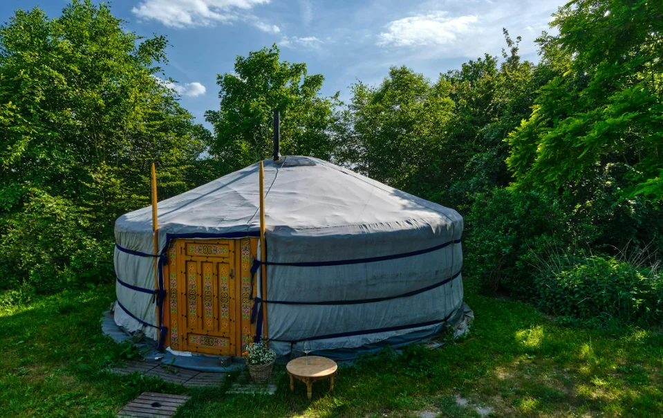 Hébergement insolite escapadenaturelle - yourte